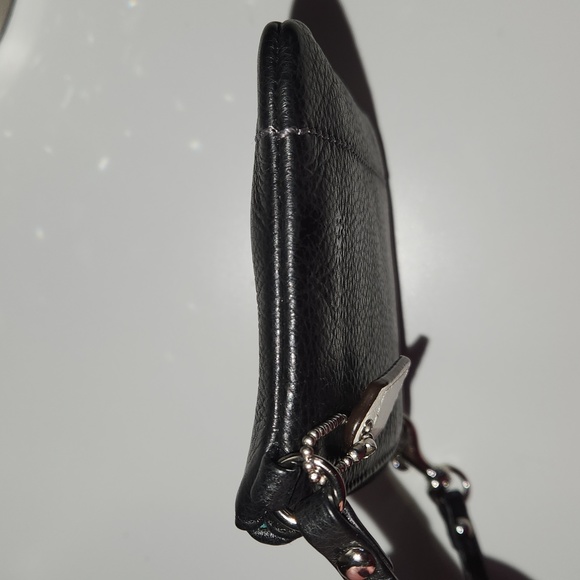 Coach leather Wristlet - Picture 4 of 4